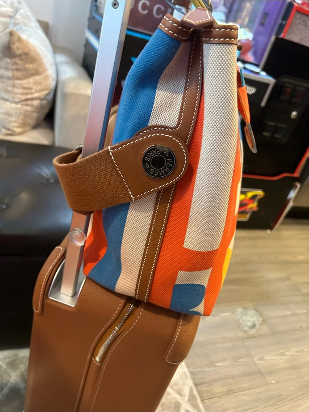 Hermès Luggage set, with trolley, 12hr bag, & charm.